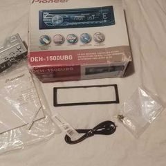 Pioneer DEH-1500UBG Fascia Surround, Single Din Fitting Cage & Instruction Manual