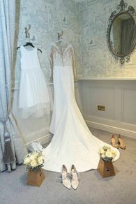 ivory wedding dress