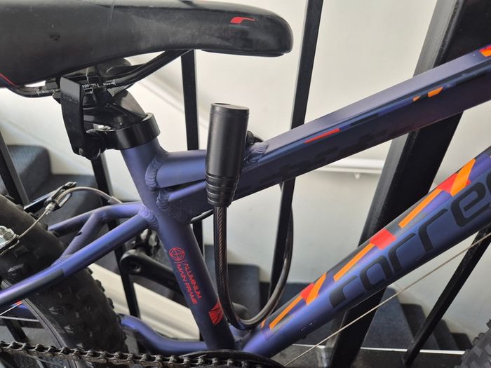 Carrera Blast Junior Mountain Kids Bike - 20" 6-11 years