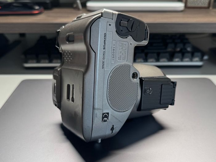 Olympus is-300
