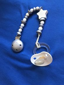 BamBam wooden soother clip on