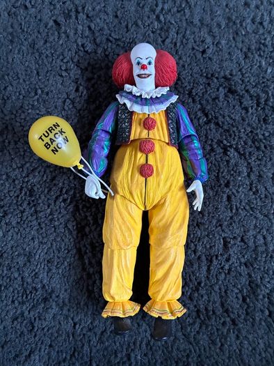 Pennywise 1990 figure IT