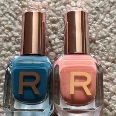 2 Nail Polishes
