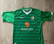 Rare Ireland 2003/04 Football Shirt