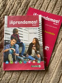 JC Spanish Aprendemos Book 1 Textbook & Portfolio