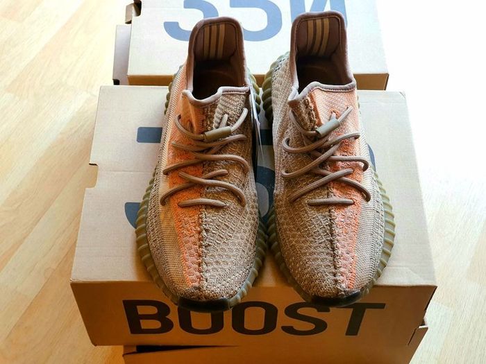 Authentic Brand New Yeezy 350 Eliada UK9