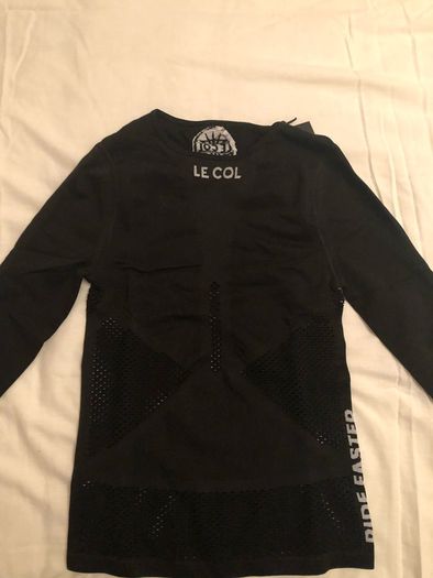 le col base layer