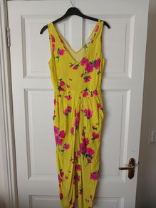 Warehouse midi size 8