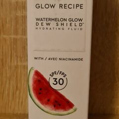 Glow recipe watermelon hydration fluid shield spf 30. 50ml Full size