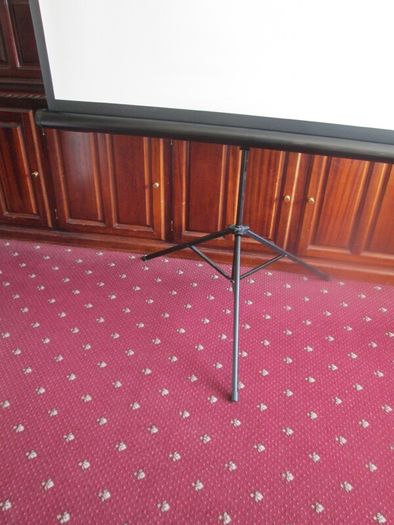 projector screen
