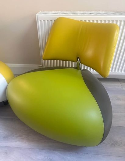 Leolux Pallone modern leather armchairs