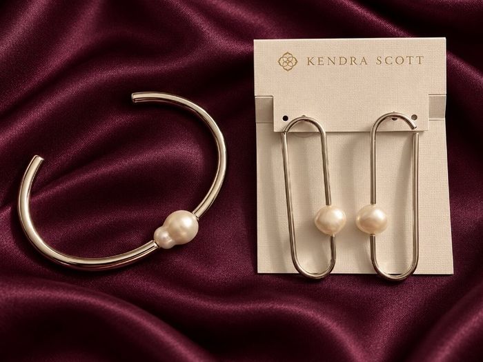 Designer pearl bracelet and earring set