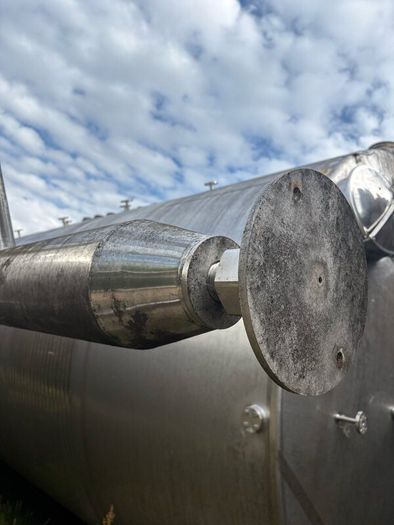 Stainless steel tanks