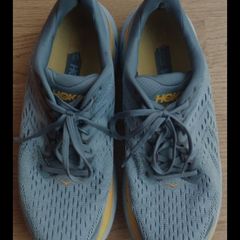 Hoka One One Clifton 8 Men's UK 9 / EU 43.5