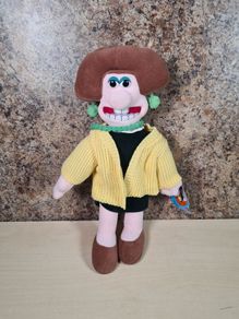 Vintage Wallace And Grommit Wendolene Teddy Plush Soft Toy Born To Play 1989 Tagged