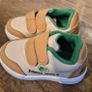 Baby shoes size 22, never worn Image 3