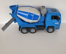 Bruder cement truck Man truck 2001