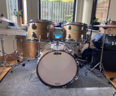 Vintage 1970s Ludwig Champagne Sparkle 4-piece drum kit