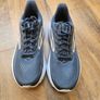 Brooks women's running shoes Image 2