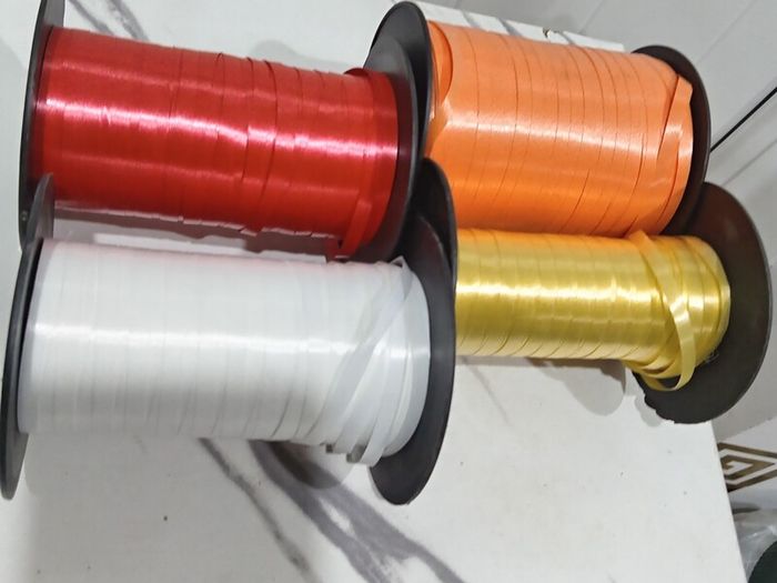 Curling Ribbon