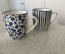 Nicola Spring 6 small mugs