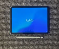 Ipad 10th Gen 10.9" Apple Pencil Incuded