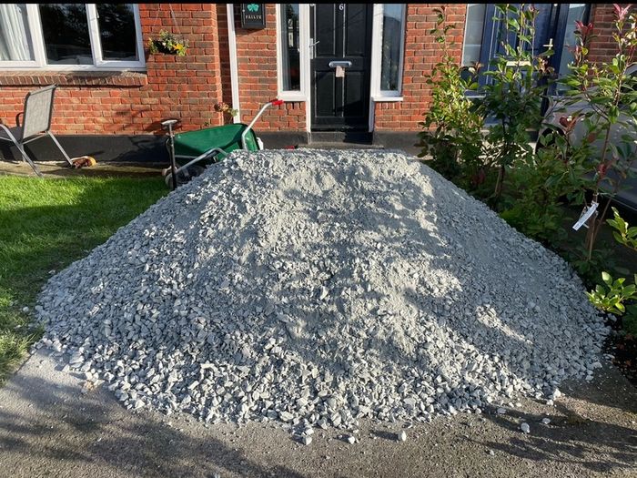 sand,stone,topsoil,pebble,gravel,stone