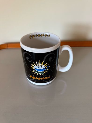 Vintage Retro 1996 Warner Bros Friends TV Series Oversized Tea/Coffee Mug