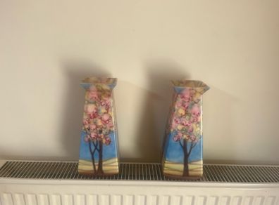 Pair of 1930s T. Lawrence Falcon Ware Marguerite Art Deco Vases