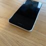 iPhone SE (2nd Gen) 64GB White Excellent Condition Image 4
