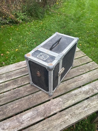 Aluminium framed carrying case