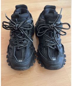 balenciaga tracks