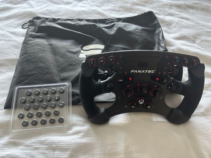 2x Fanatec QR1 Wheels