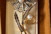 Vintage Brooch