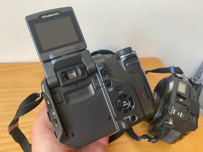Olympus CAMEDIA 7070 Wide Zoom 7.1MP Digital Camera - Black