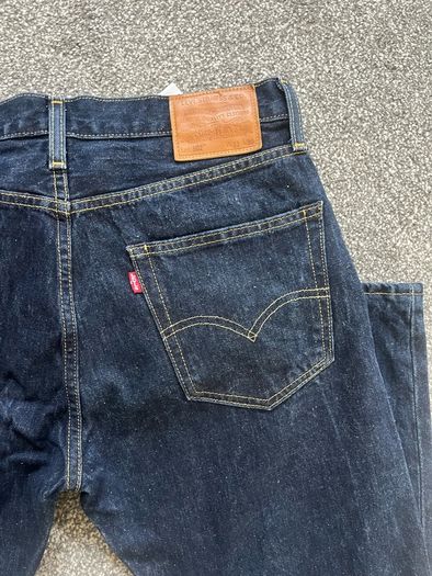 NEW Mens Levis 502 Straight Leg Jeans - W33 L30