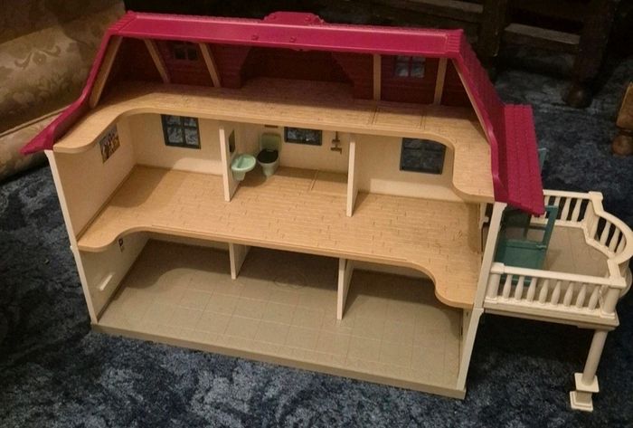 Schleich Horse Large Lot  Stable, Horses, Fencing,car Ambulance  Accessories