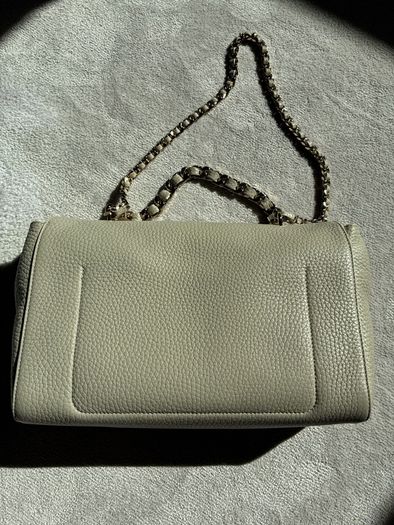 Mulberry Medium Lily with Top Handle
