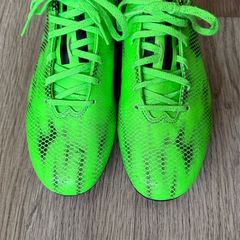 Soccer boots Adidas F10 UK 11