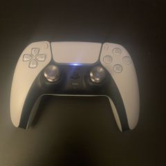 PS5 controller