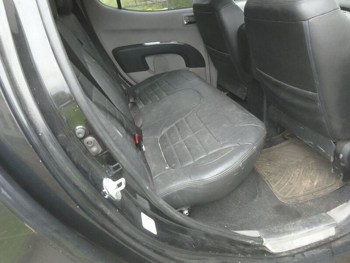 Mitsubishi L200 2012