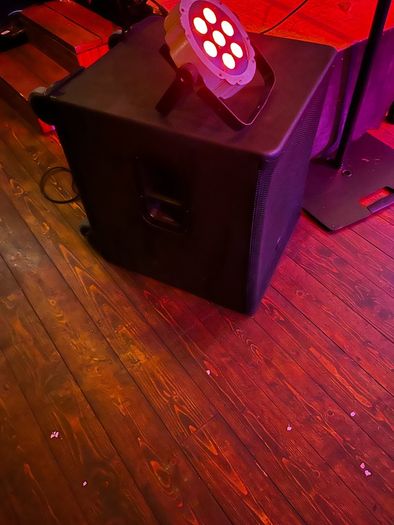 Yamaha DSR118 active subs pair with covers