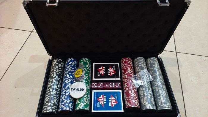 Full Tilt poker set