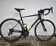 Adult Road Bike: Cube Attain