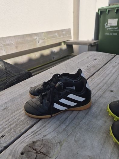 kids trainers