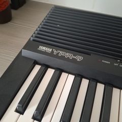 Yamaha portable piano keyboard YPR-9