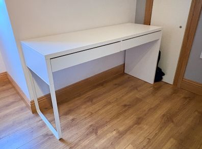 Ikea Micke desk