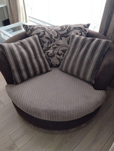 Stylish Jumbo Cord Corner Sofa & Matching Swivel Cuddle Chair