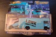 Hot Wheels Nissan Skyline 2000GT-R LBWK Team transport