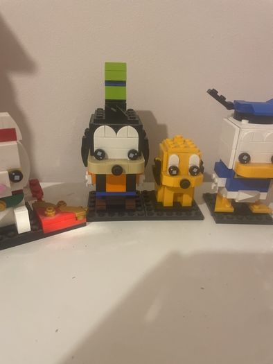 Lego assortment of brick heads
